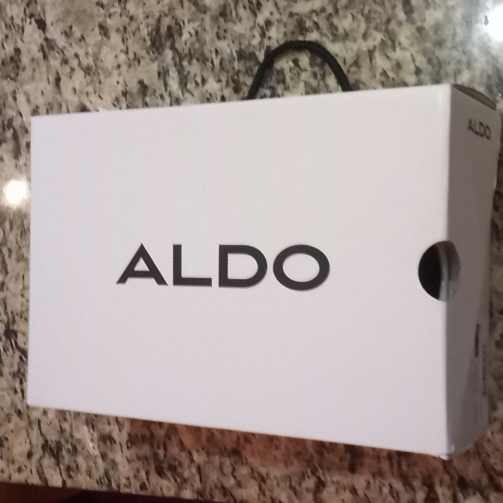 Aldo - Picture 3 of 7
